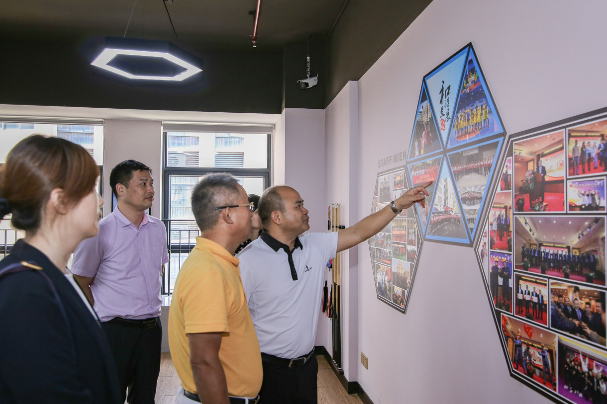 热烈欢迎东莞市绿色建筑协会领导莅临参观