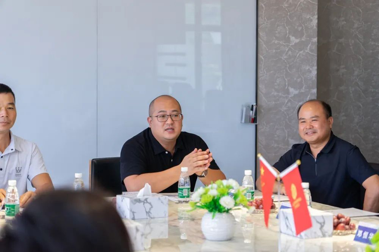 东莞市樟木头镇工商联（商会）青年工作委员会莅临我司参观指导！
