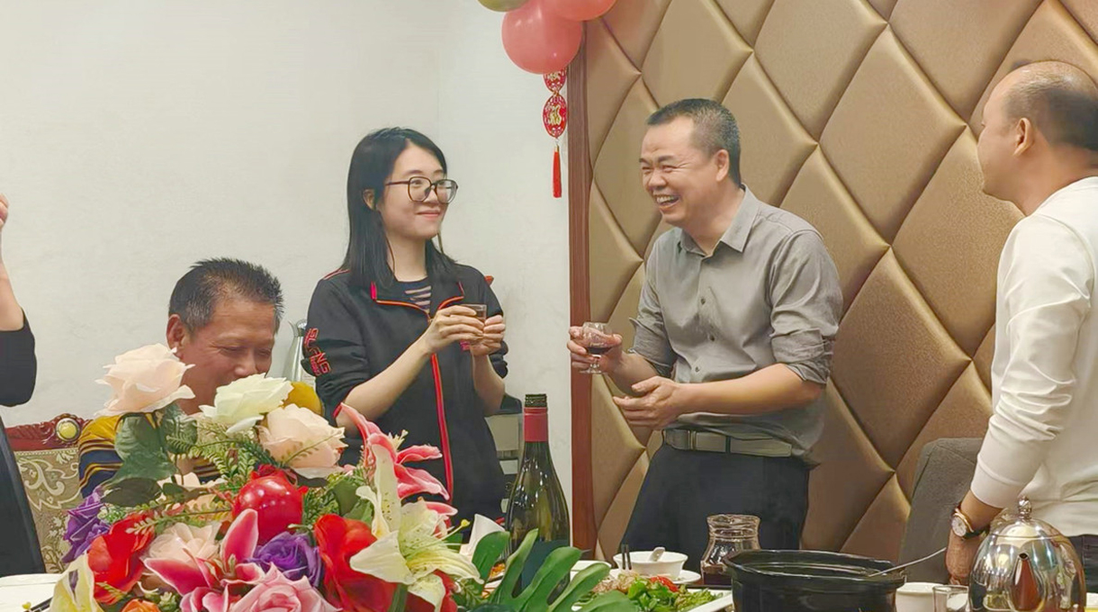 美好时光：冠恒冬季员工生日会