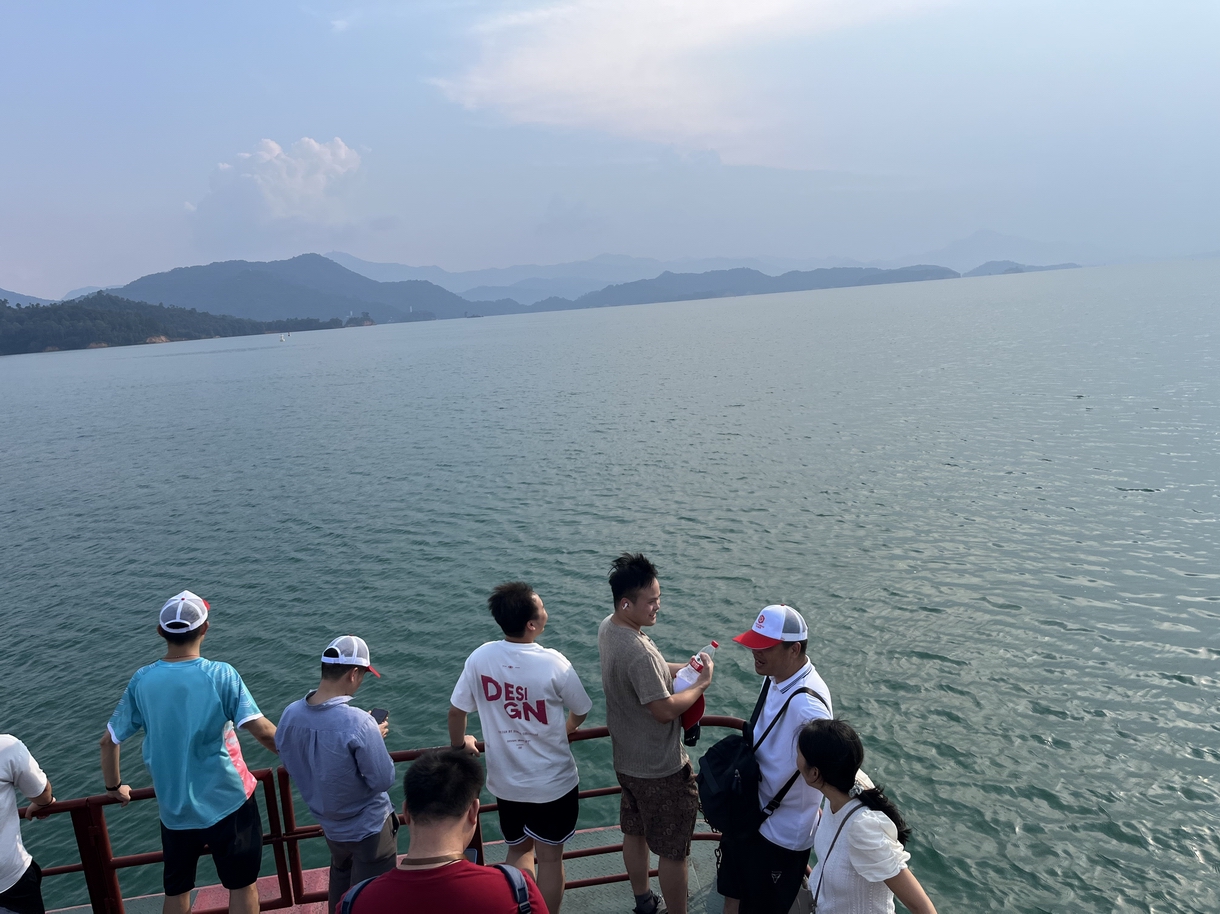 畅游万绿湖 聚力筑梦路-冠恒团建